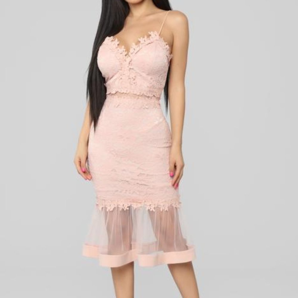 Lace Mauve Dress - Picture 1 of 3